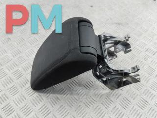 подлокотник Audi A3 8V [рестайлинг] 2016, 1.4 л., бензин, МКПП, белый, седан, 8V0864283