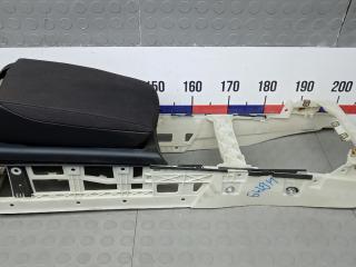 подлокотник Audi A6 4F/C6 2005, 2.4 л., бензин, МКПП, седан