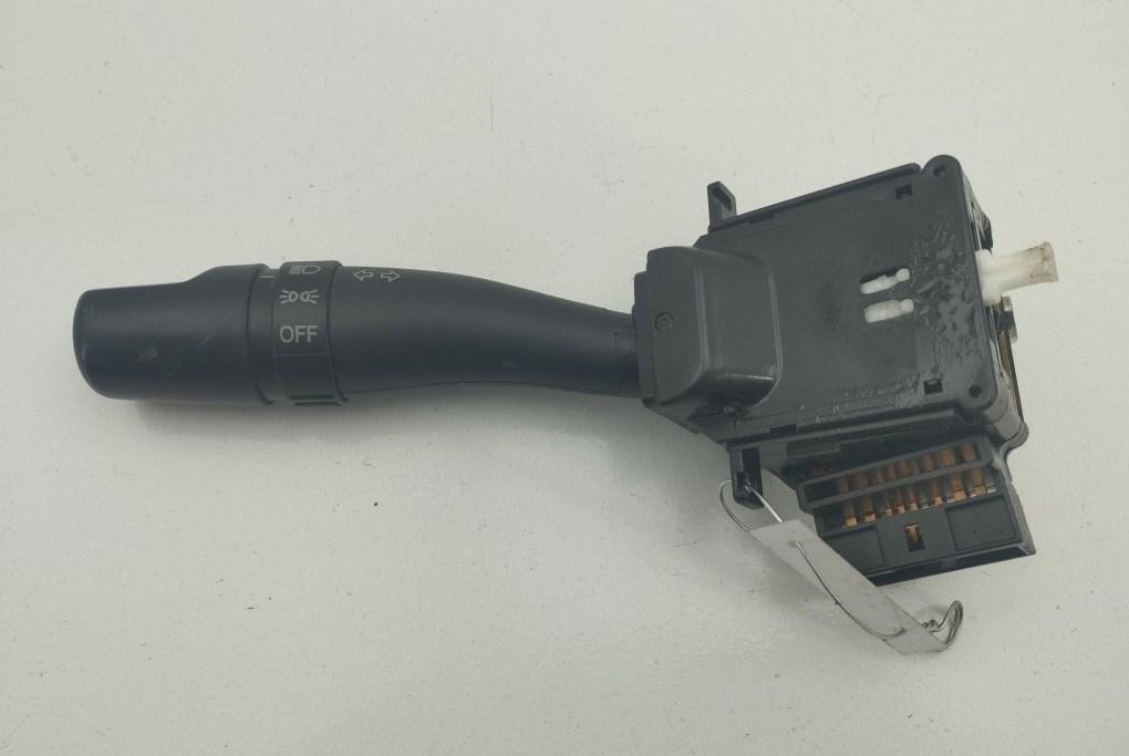 переключатель поворотов Hyundai Santa Fe 2001, 2.0 л., дизель, МКПП, коричневый, внедорожник 5 дв.
