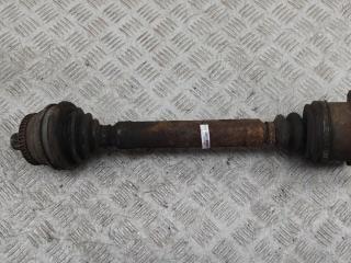 полуось передняя левая (приводной вал, ШРУС) Audi A4 B5 1998, 1.8 л., Ti, бензин, АКПП, красный, седан
