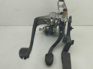 узел педальный (блок педалей) Volkswagen Passat B5 1997, 1.8 л., бензин, МКПП, чёрный, универсал, 8D1721117E