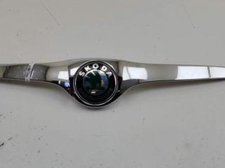 решетка радиатора Skoda Fabia 2 поколение (5J) 2009, чёрный, универсал, 5J0853633