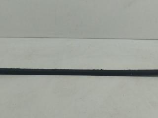 Молдинг стекла двери наружный Volkswagen Caddy 2006, 2.0 л., бензин, МКПП, красный, фургон