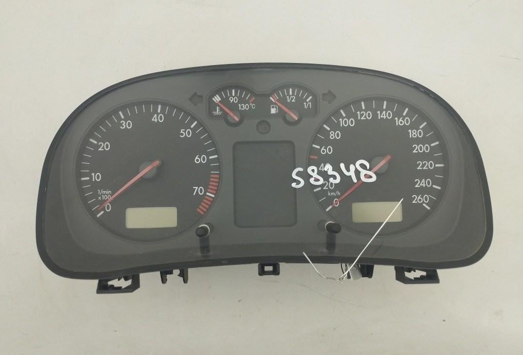 приборная панель Volkswagen Bora 1 поколение 2001, 2.0 л., бензин, МКПП, серый, седан, 1J0920805B - фото №1
