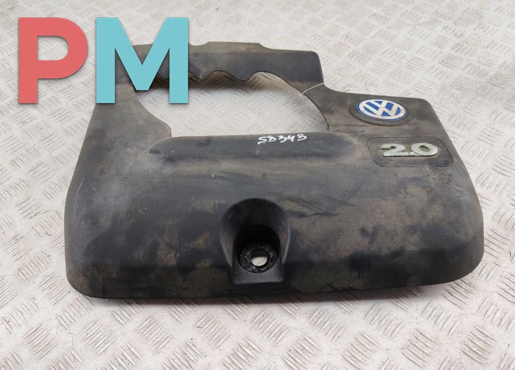 декоративная крышка двигателя Volkswagen Bora 1 поколение 2001, 2.0 л., бензин, МКПП, серый, седан, 06A103925AJ - фото №1