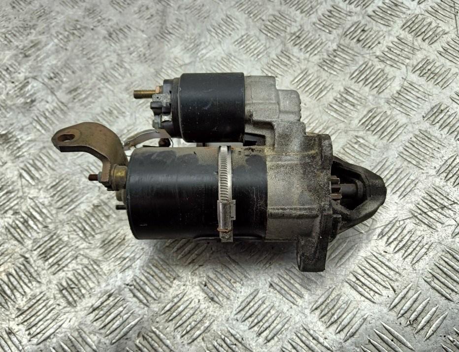 стартер Audi A4 B5 1997, 1.8 л., бензин, МКПП, серый, седан, 058911023B