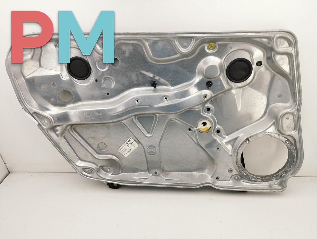 стеклоподъемник электрический передний левый Volkswagen Passat B5 1999, 1.9 л., дизель, МКПП, синий, универсал, 3B4837755D - фото №1