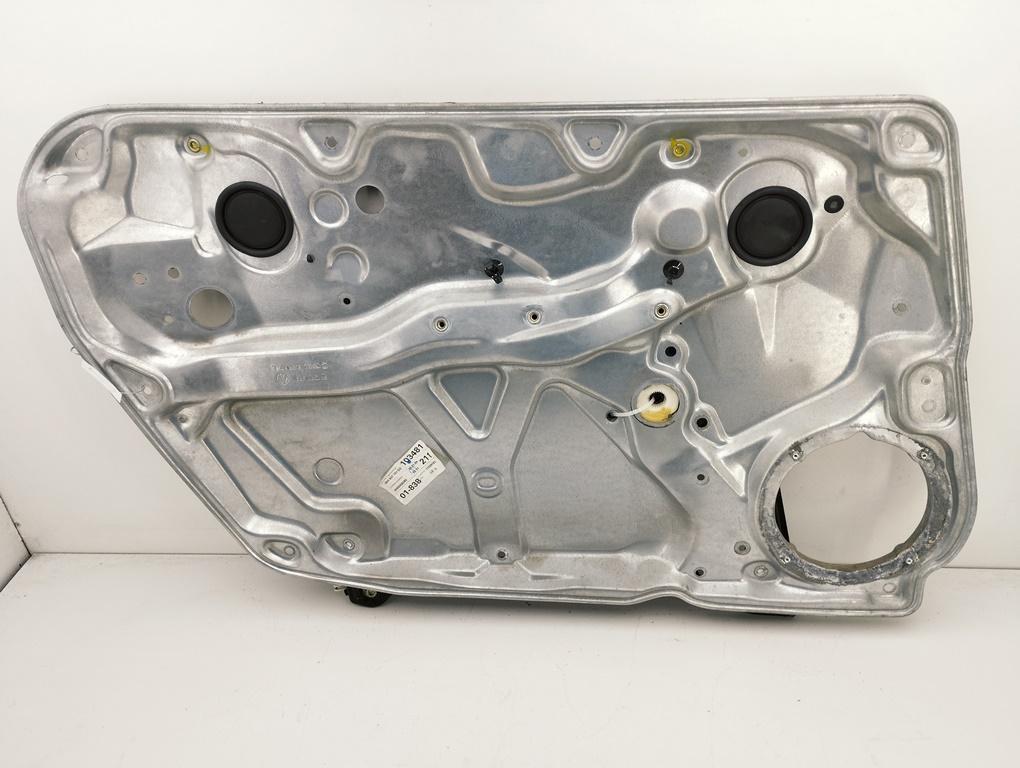стеклоподъемник электрический передний левый Volkswagen Passat B5 1999, 1.9 л., дизель, МКПП, синий, универсал, 3B4837755D