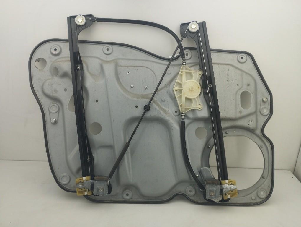 стеклоподъемник электрический передний правый Volkswagen Caddy 2006, 2.0 л., бензин, МКПП, красный, фургон, 1T0837756