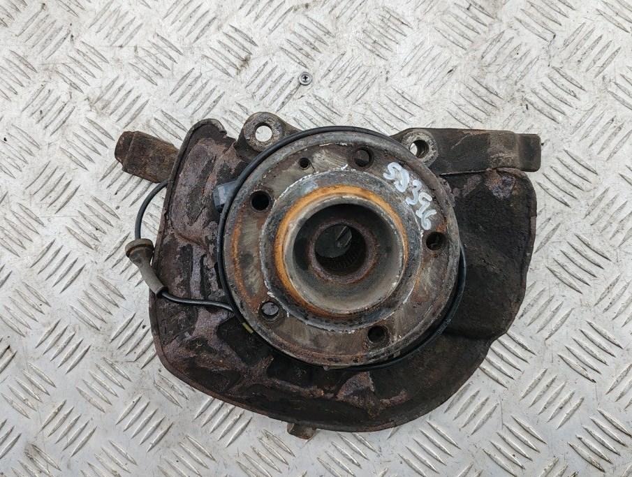 ступица передняя правая Volvo S70 / V70 2000, 2.5 л., дизель, АКПП, серый, универсал