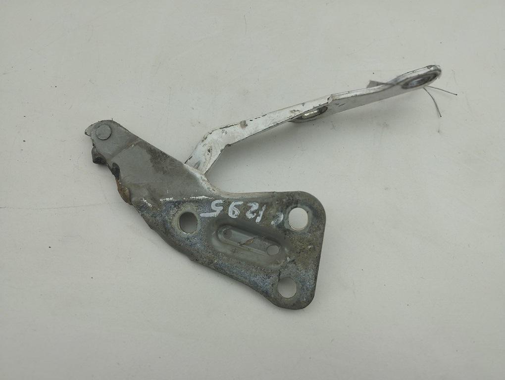 петля капота правая Opel Astra G 2003, белый, хетчбэк 5 дв., 90521520 - фото №1