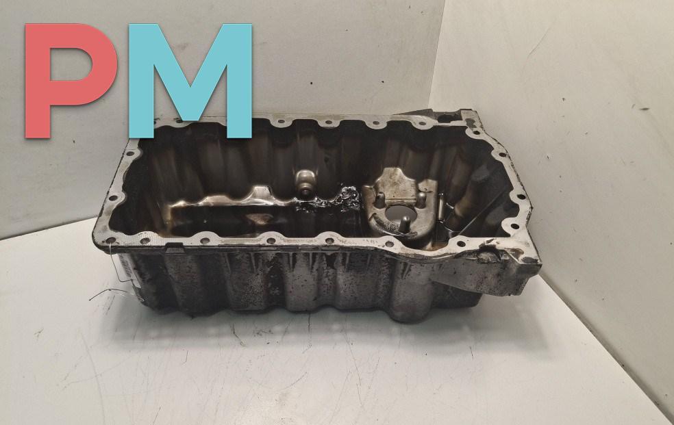 масляный поддон Volkswagen Touran 1 поколение 2004, 2.0 л., бензин, МКПП, чёрный, минивэн - фото №1