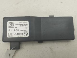 блок управления центральным замком Chevrolet Cruze 1 поколение [рестайлинг] 2012, 1.6 л., бензин, МКПП, белый, универсал, 13503204
