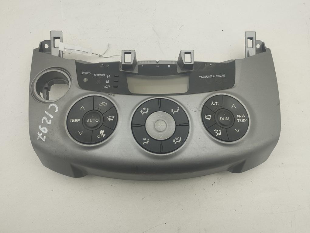 блок управления печки / климат-контроля Toyota RAV4 XA30 2006, 2.2 л., дизель, МКПП, чёрный, внедорожник 5 дв., 455944-2060