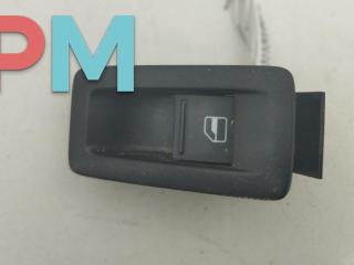 кнопка стеклоподъемника переднего правого Volkswagen Caddy 3 поколение 2006, 2.0 л., бензин, МКПП, красный, фургон, 1T0959851