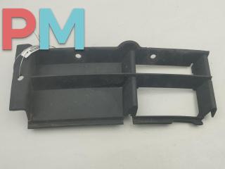 заглушка (решетка) в бампер BMW 5 серия E39 1999, 2.5 л., бензин, АКПП, красный, универсал, 8235640