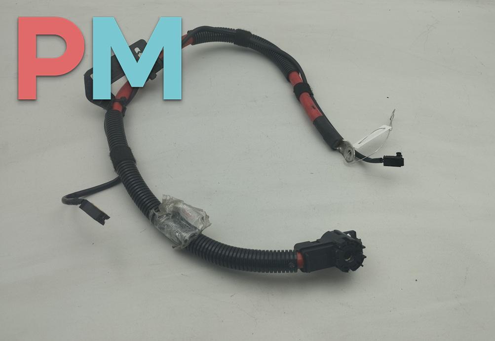 плюсовой провод аккумулятора BMW 7 серия E65/E66/E67 2003, 4.4 л., бензин, АКПП, зелёный, седан, 6904905 - фото №1
