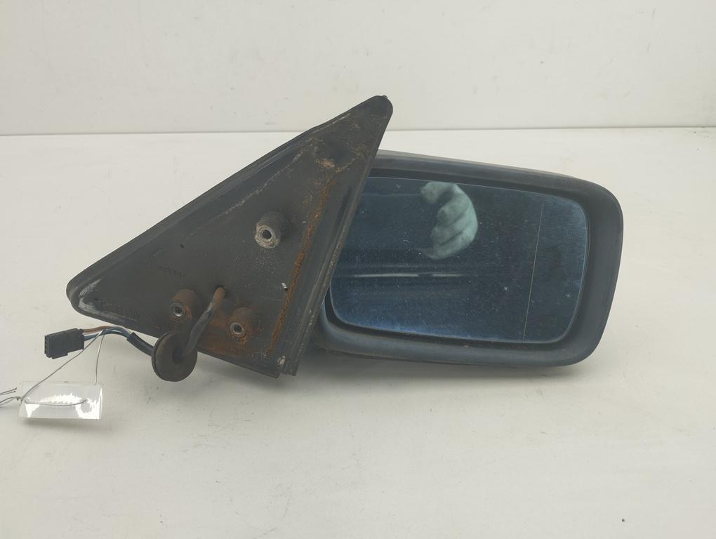 зеркало правое BMW 3 E36 1997, 1.6 л., бензин, МКПП, красный, хетчбэк 3 дв.