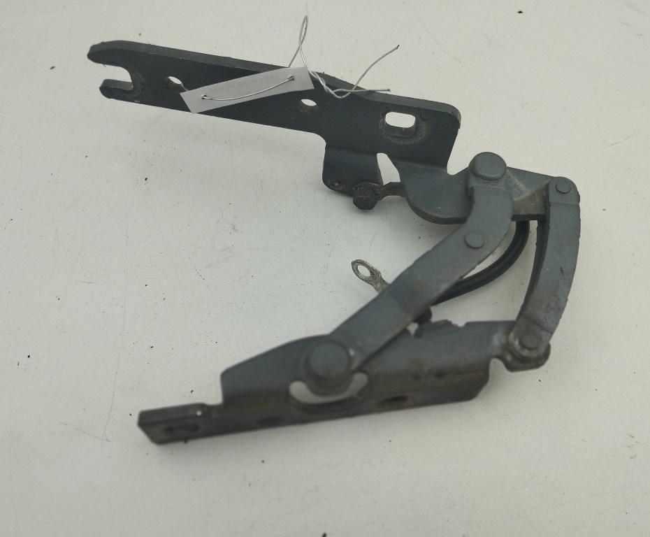 петля капота правая BMW 7 E65/E66 2003, зелёный, седан, 8240334