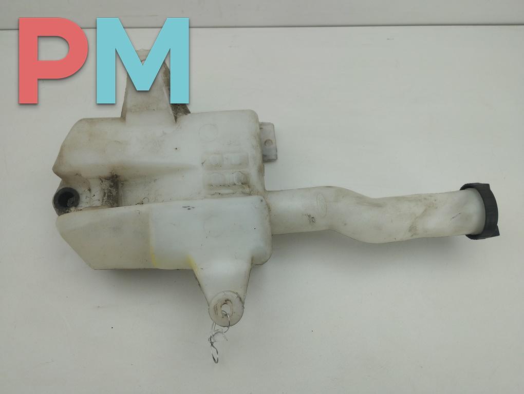 бачок омывателя Ford Mondeo 3 поколение 2001, 2.0 л., бензин, универсал, 1S7117618AB - фото №1