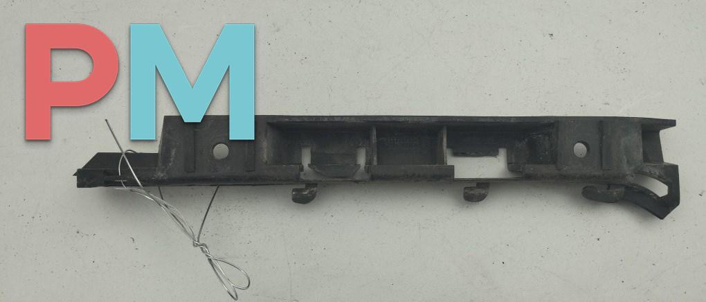 кронштейн переднего бампера BMW 7 серия E65/E66/E67 2003, 4.4 л., бензин, АКПП, зелёный, седан, 72758411 - фото №1