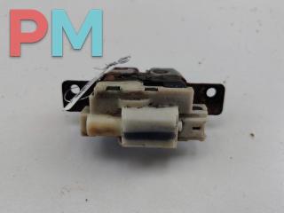 замок багажника Renault Scenic 2 поколение 2005, минивэн, 8200076240