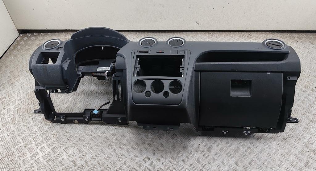 панель передняя салона (торпедо) Ford Fusion 2006, 1.4 л., дизель, МКПП, серый, хетчбэк 5 дв.
