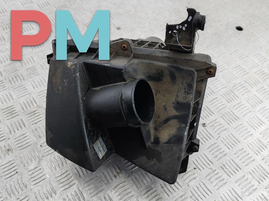 корпус воздушного фильтра Ford Focus 2 поколение 2005, 1.6 л., i, бензин, МКПП, чёрный, хетчбэк 5 дв., 7M519600 - фото №1