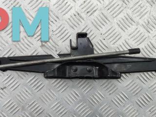 домкрат Ford Mondeo 4 поколение 2007, 2.0 л., дизель, МКПП, чёрный, универсал, 6G9217080CB