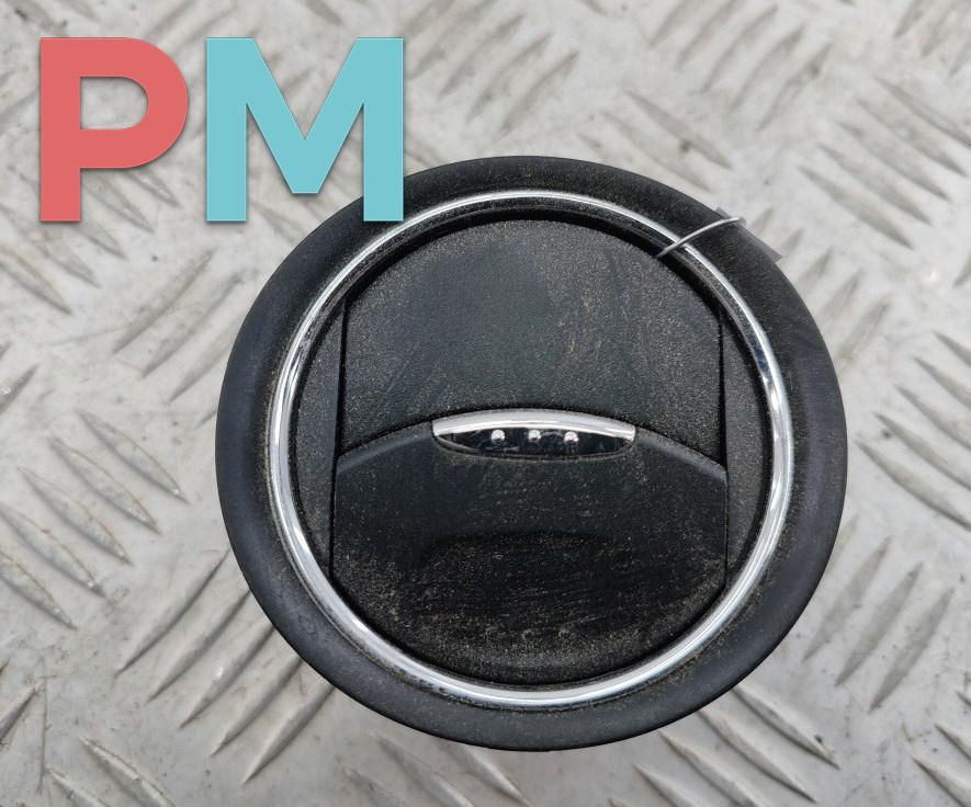 дефлектор обдува салона Ford Mondeo 4 поколение 2009, 2.0 л., дизель, МКПП, серый, универсал, 6M21U018B09 - фото №1
