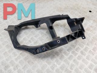 крепление фары правой Mitsubishi Colt 6 поколение (Z20/Z30) 2006, 1.3 л., бензин, АКПП, серый, хетчбэк 5 дв., MN105060