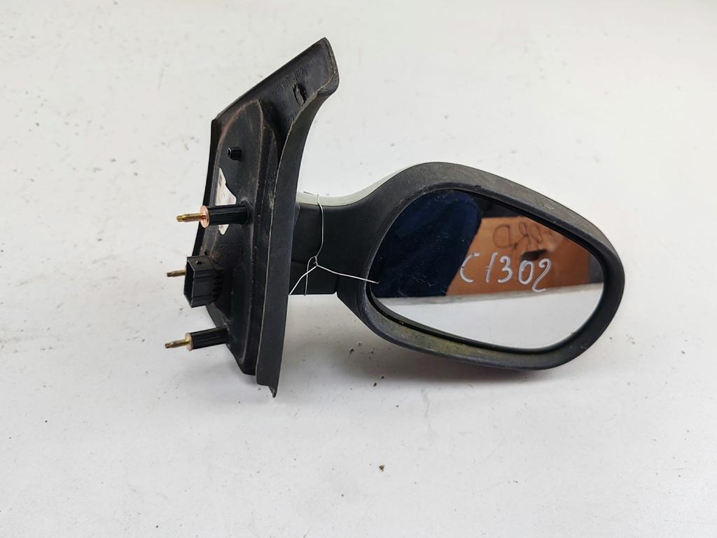 зеркало правое Renault Scenic I 2001, 1.6 л., бензин, МКПП, зелёный, минивэн, 7700431543