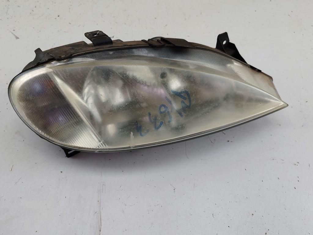 фара правая Renault Megane I 2000, 1.6 л., бензин, МКПП, красный, универсал, 7700427870
