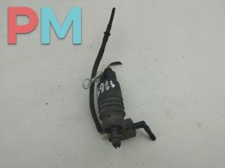 насос (моторчик) омывателя стекла Volkswagen Sharan 1 поколение [2-й рестайлинг] 2004, чёрный, минивэн