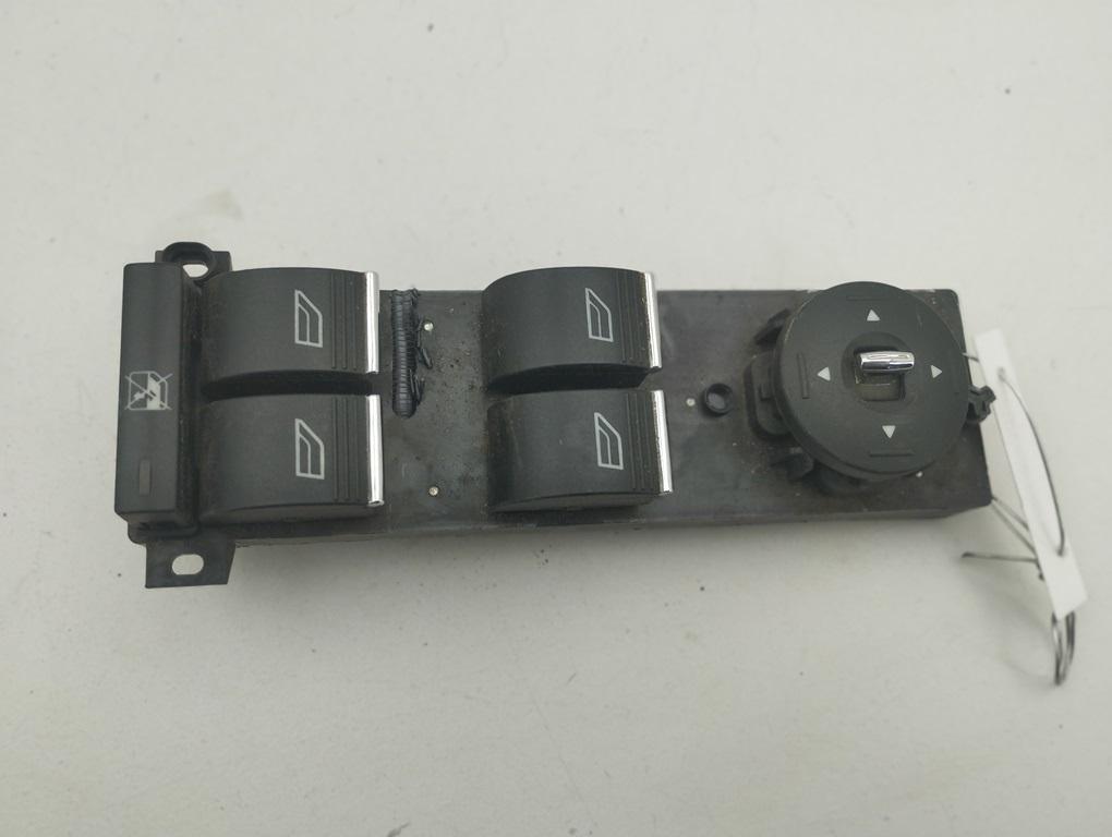 блок управления стеклоподъемниками Ford Focus II 2008, 2.0 л., дизель, АКПП, серый, универсал, 8M5T14A132AC
