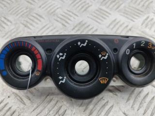 блок управления печки / климат-контроля Ford Focus 1 поколение [рестайлинг] 2002, 1.8 л., бензин, МКПП, чёрный, универсал, 98AB18C419