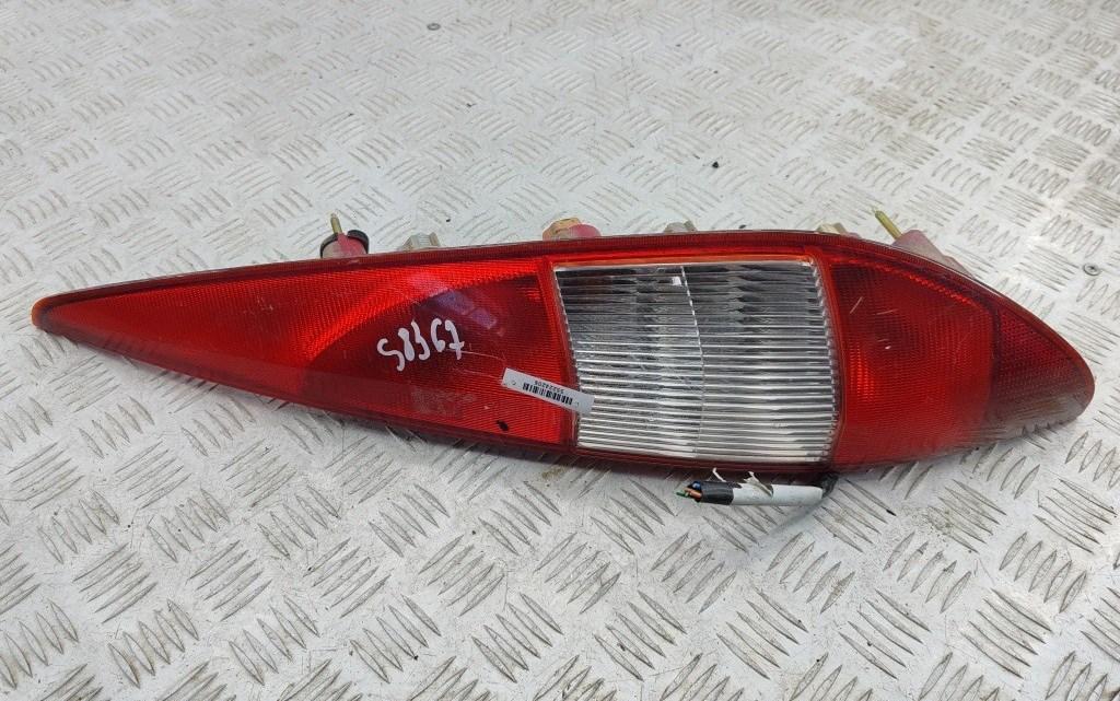 фонарь задний правый Ford Mondeo III 2001, 2.0 л., бензин, МКПП, серый, универсал, 1S7113404C