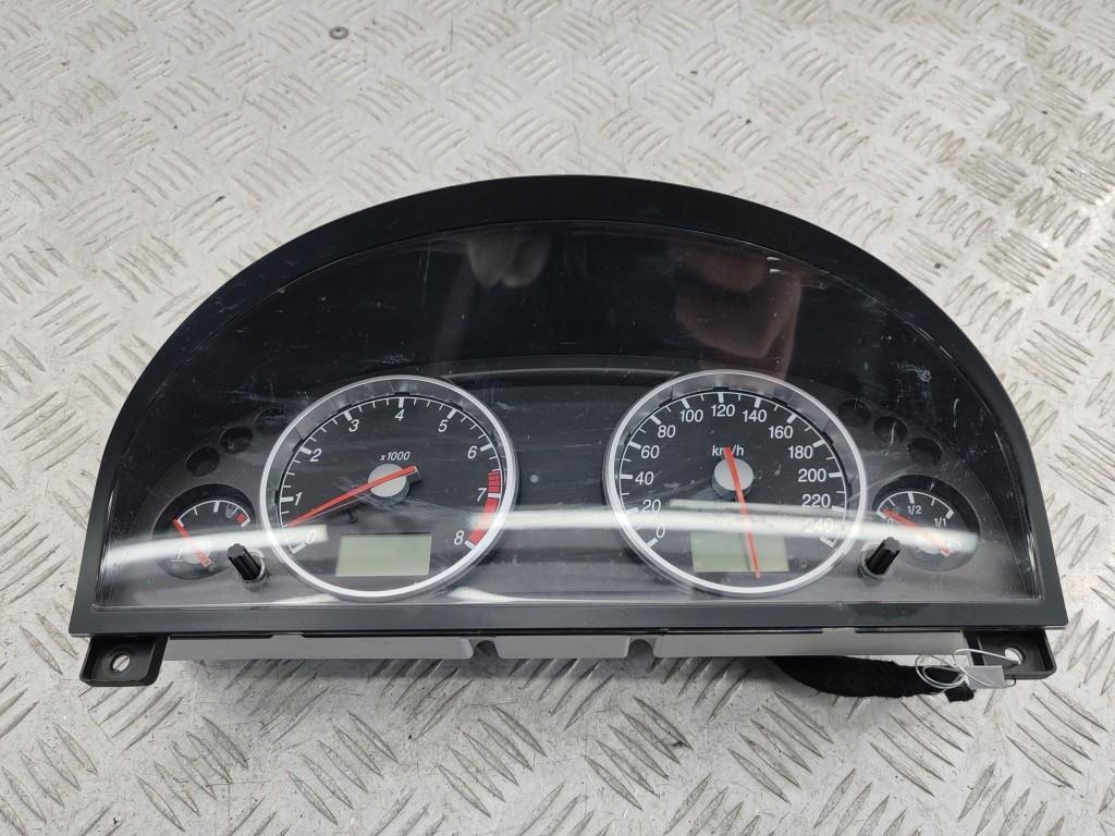 приборная панель Ford Mondeo III 2001, 1.8 л., бензин, МКПП, серый, хетчбэк 5 дв., 1S7F10849