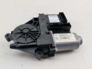 моторчик стеклоподъемника передний левый Volkswagen Caddy 2006, 2.0 л., МКПП, фургон, 1T0959701D