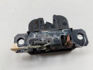 замок багажника Volkswagen Passat B5 1997, универсал, 3B9827505B