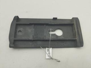 кронштейн переднего бампера Volvo S80 1 поколение 1999, 2.0 л., бензин, МКПП, чёрный, седан, 9151705