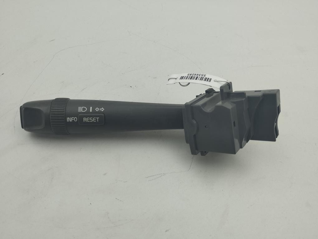 переключатель поворотов Volvo V70 2 поколение 2001, 2.3 л., бензин, АКПП, чёрный, универсал - фото №1
