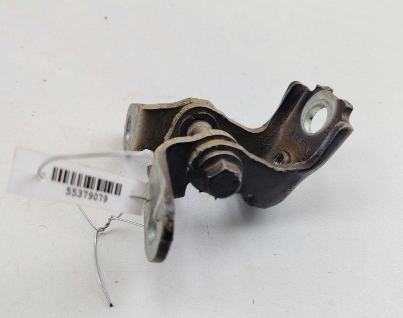 петля двери Skoda Fabia mk2 (5J) 2009, чёрный, универсал, 5J0833402