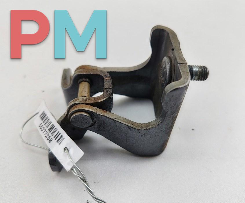 петля крышки багажника Volkswagen Golf 6 поколение 2010, серый, хетчбэк 5 дв., 5K6827301A - фото №1