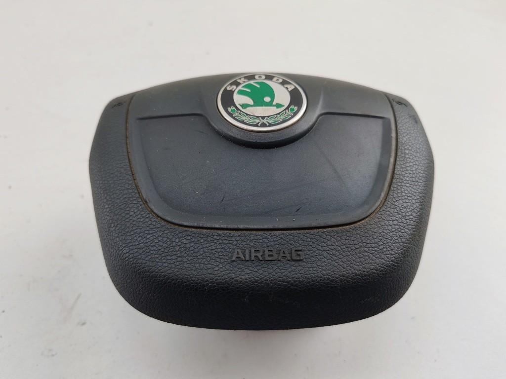 подушка безопасности водителя Skoda Fabia mk2 (5J) 2009, 1.4 л., бензин, МКПП, чёрный, универсал, 5J0880201H
