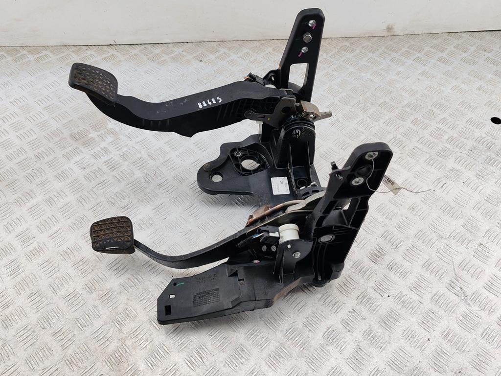 узел педальный (блок педалей) Opel Astra J 2011, 1.7 л., дизель, МКПП, чёрный, универсал, 13252175