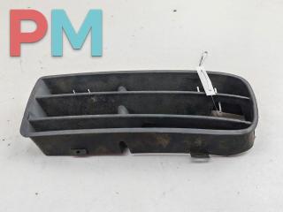 заглушка (решетка) в бампер Volkswagen Golf 4 поколение 1998, 1.8 л., бензин, МКПП, красный, хетчбэк 3 дв., 1J0853665B