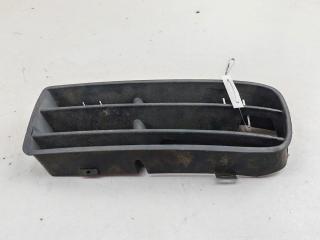 заглушка (решетка) в бампер Volkswagen Golf 4 поколение 1998, 1.8 л., бензин, МКПП, красный, хетчбэк 3 дв., 1J0853665B