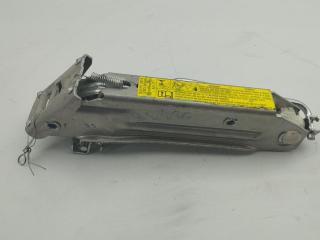 домкрат Audi A6 4B/C5 1998, 2.4 л., бензин, МКПП, серый, универсал, 8L0011031A