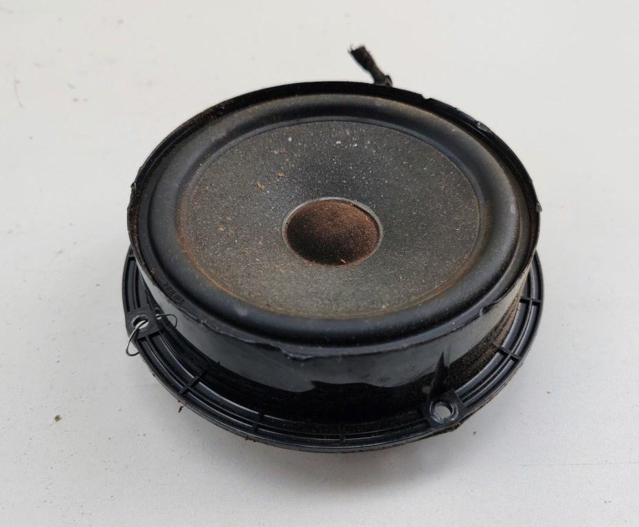 динамик Volkswagen Bora 2000, 1.9 л., дизель, МКПП, зелёный, универсал, 1J0035411